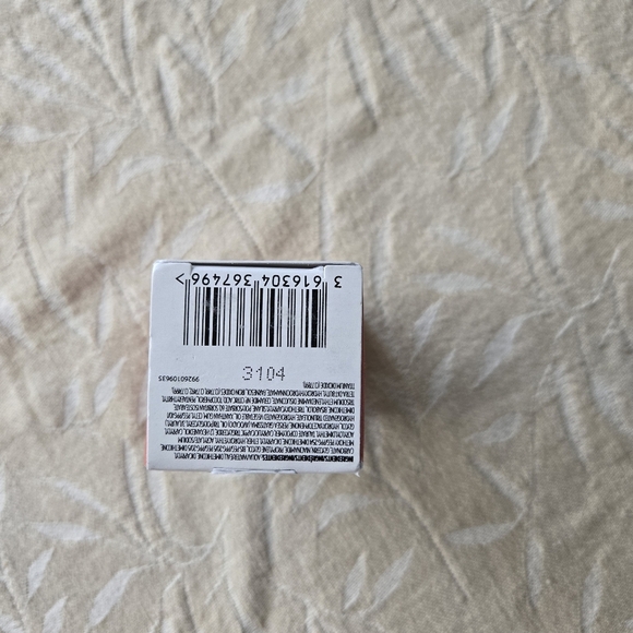 Covergirl Color Correcting Serum Moisturizer Primer - Deep Skin Tone - Picture 5 of 5